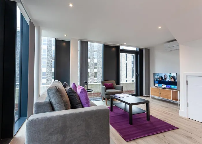 Pillo Rooms Serviced s -